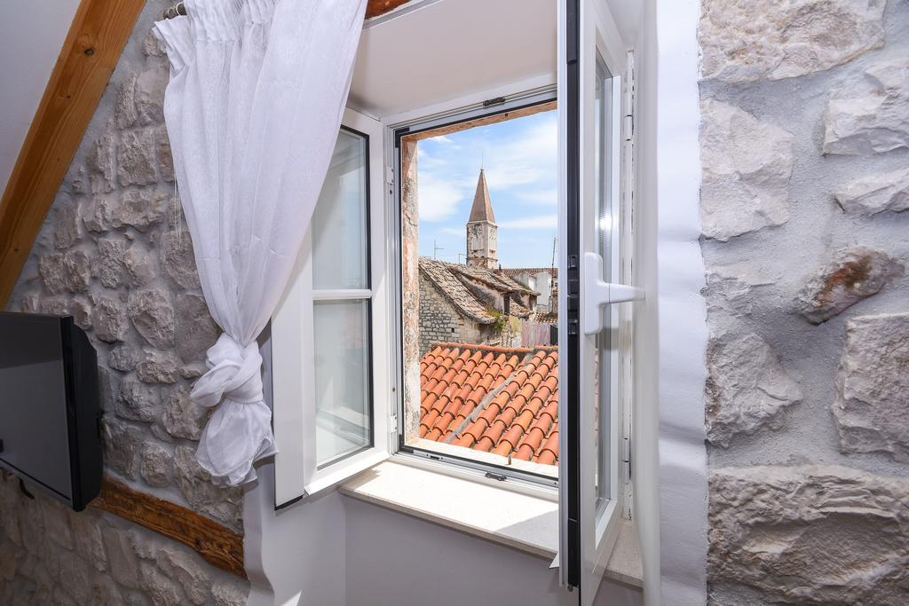 Tragos Lemon Tree Apartment Trogir Exterior photo