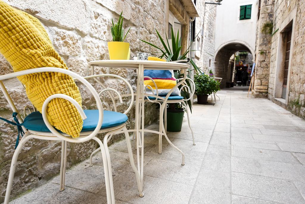 Tragos Lemon Tree Apartment Trogir Exterior photo